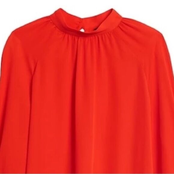 BR XS Vibrant Red Mock Neck Two Button Back Keyhole Long Balloon Sleeve Blouse - Picture 2 of 14